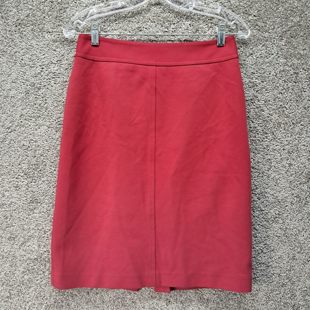 Red Pencil Skirt Back Vent Zipper Closure Size 4 Business Professional‎ Workwear
